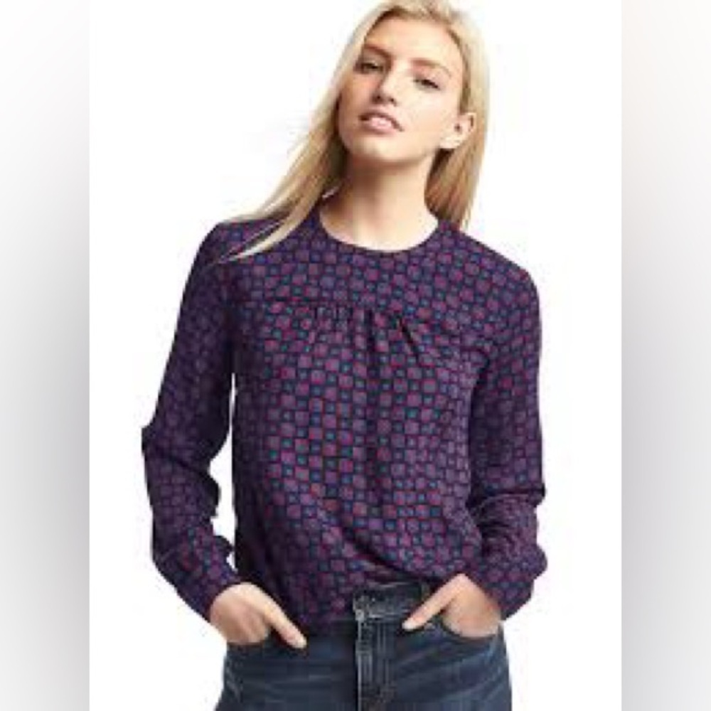 GAP Blue Red Geometric Printed Long Sleeve Pleated Blouse Top SZ L Used lightly